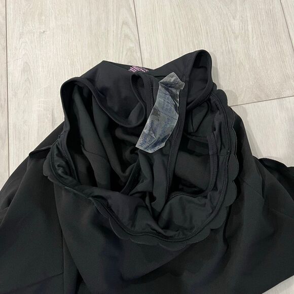 Victoria's secret swim scallop dress cutout one-piece swimsuit size L - Picture 6 of 8